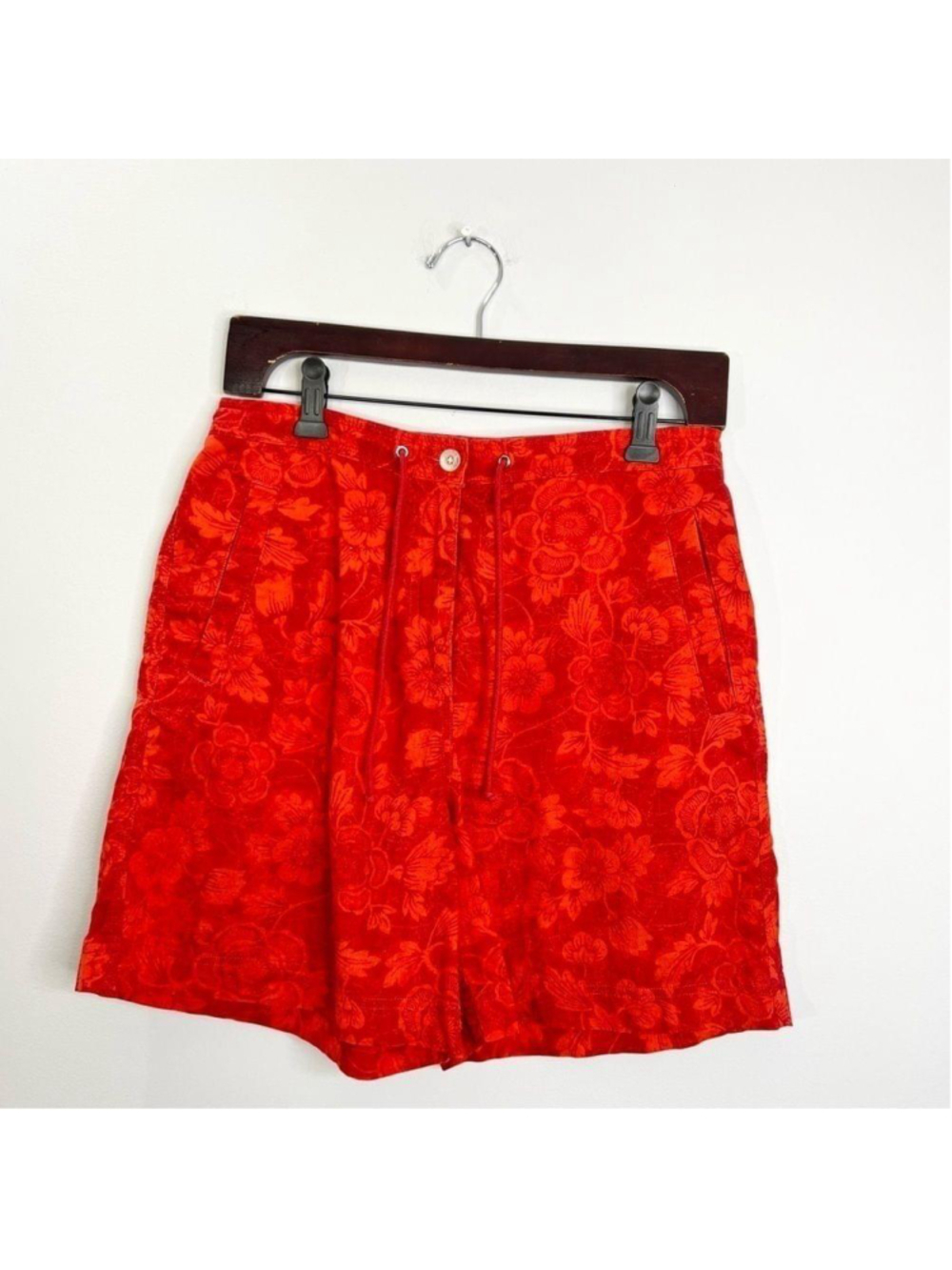 Vintage 90s Lauren Ralph Lauren red floral print mid thigh cotton shorts 6 - Picture 3 of 10